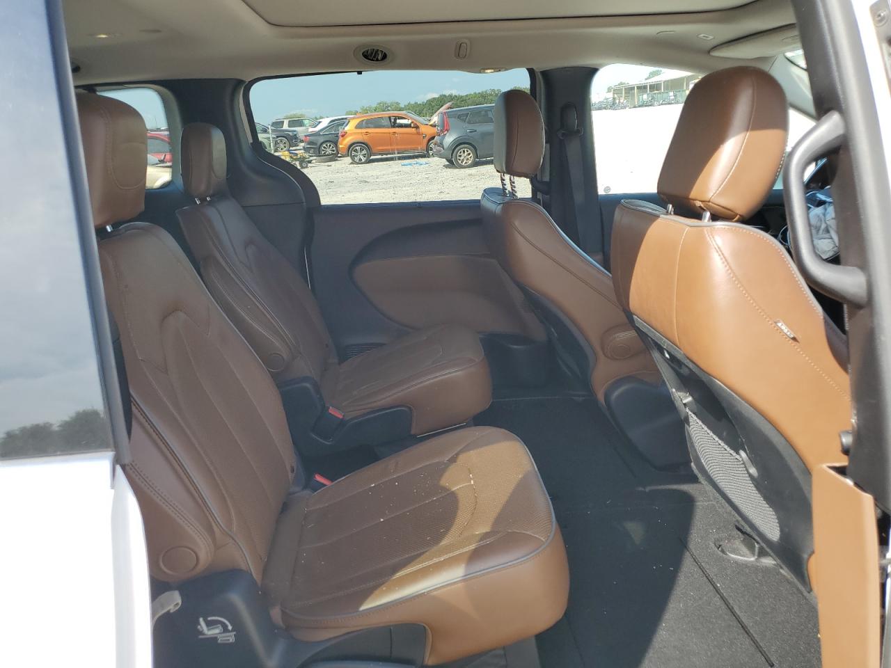 2019 Chrysler Pacifica Limited VIN: 2C4RC1GG0KR532221 Lot: 66652844