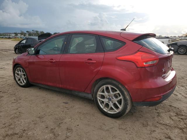  FORD FOCUS 2015 Червоний