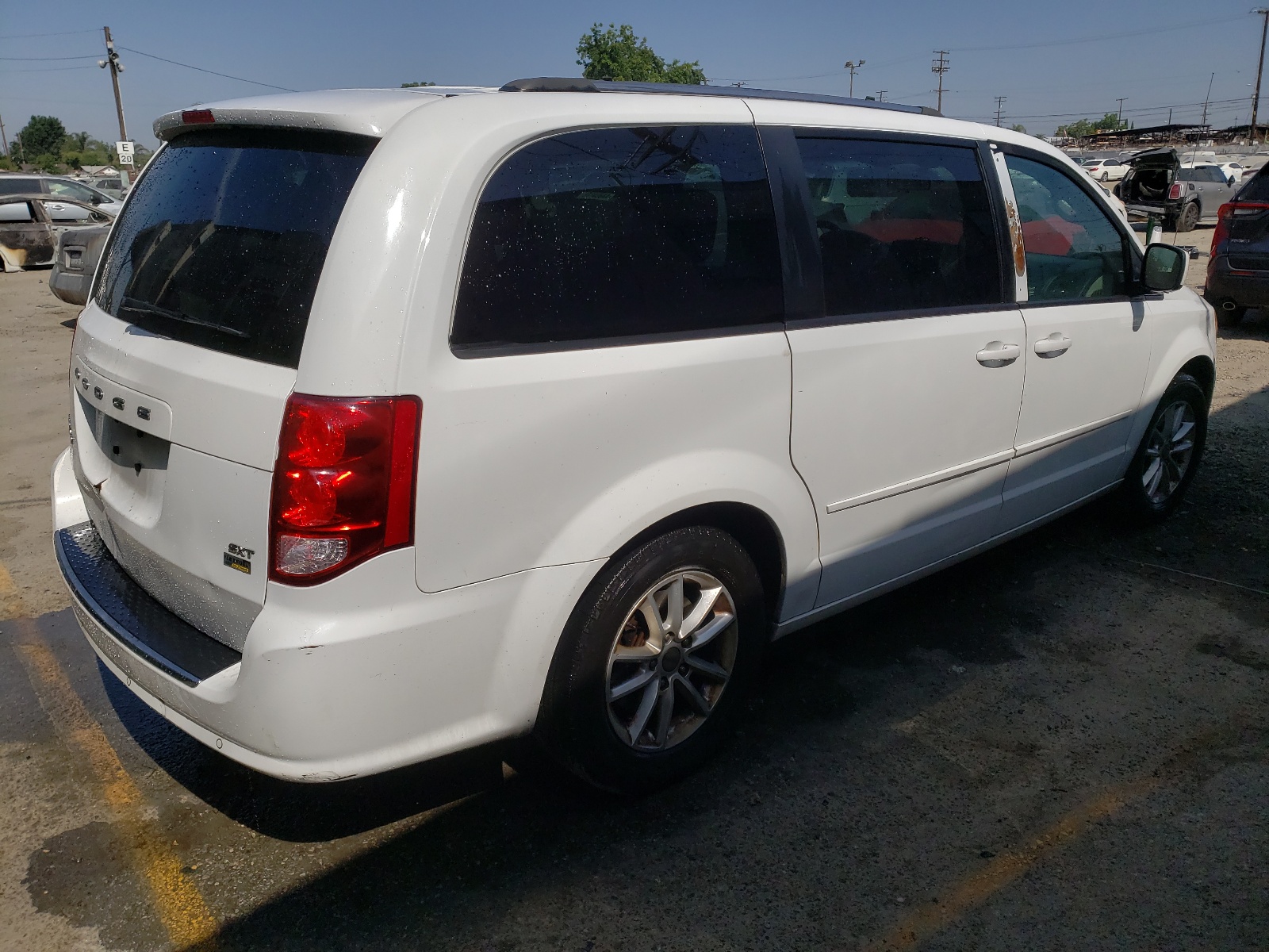 2014 Dodge Grand Caravan Sxt vin: 2C4RDGCG2ER393106