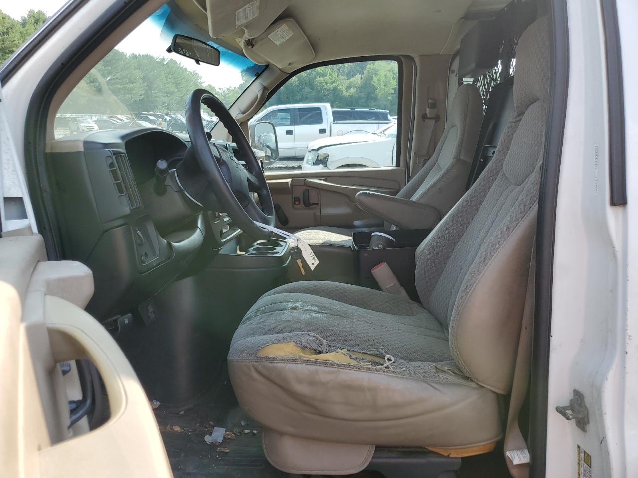 2005 Chevrolet Express G2500 VIN: 1GCGG25V051237745 Lot: 65736884