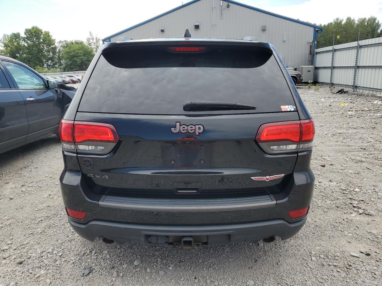 1C4RJFLG6HC631748 2017 Jeep Grand Cherokee Trailhawk