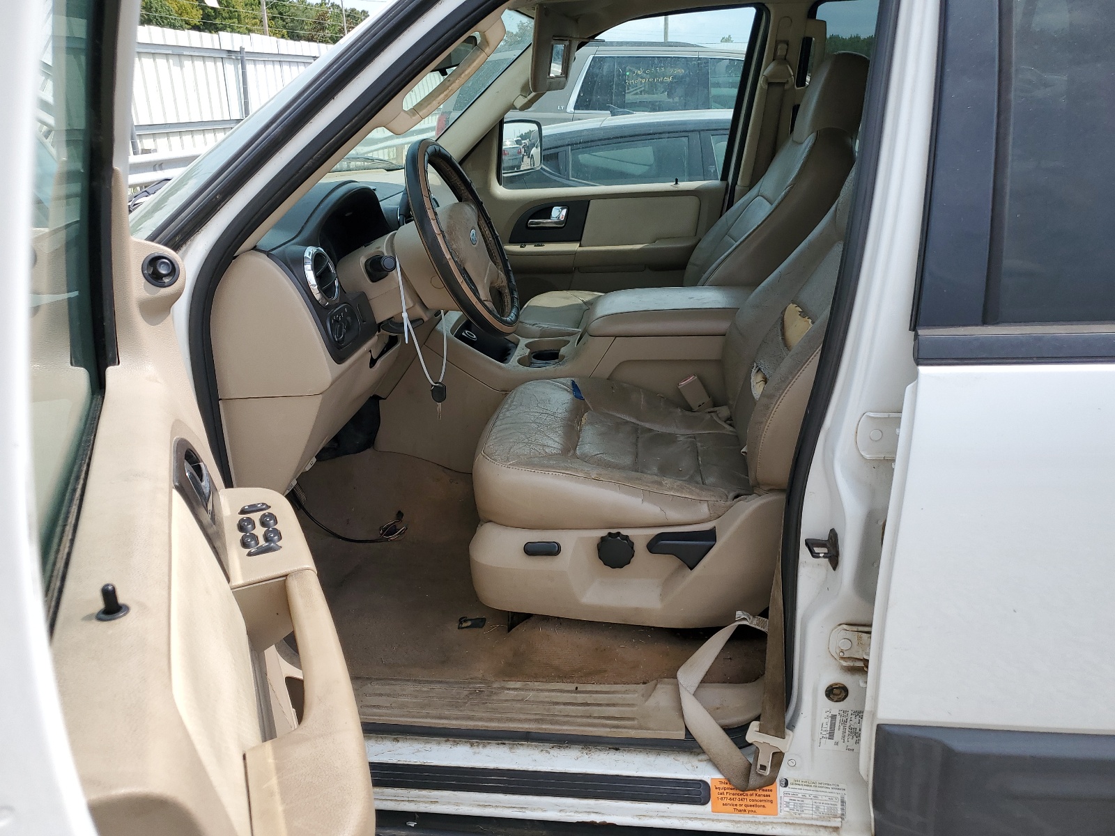 1FMPU16555LA02534 2005 Ford Expedition Xlt