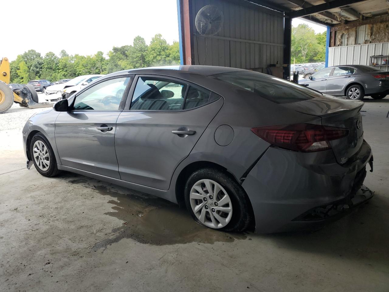 2020 Hyundai Elantra - Image 2