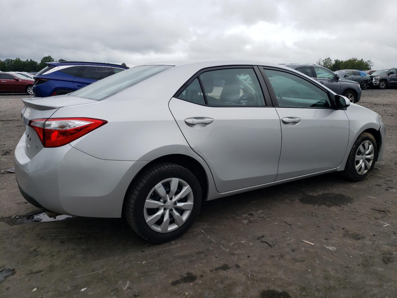 VIN 2T1BURHE5FC456012 2015 TOYOTA COROLLA no.3