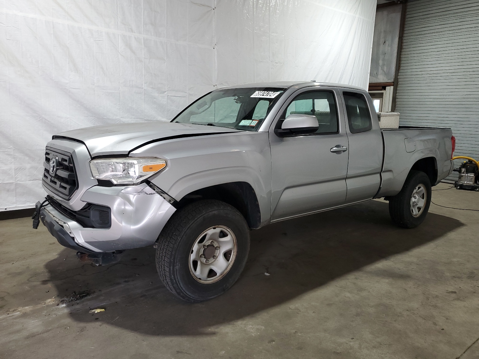 2016 Toyota Tacoma Access Cab vin: 5TFSX5EN1GX044757