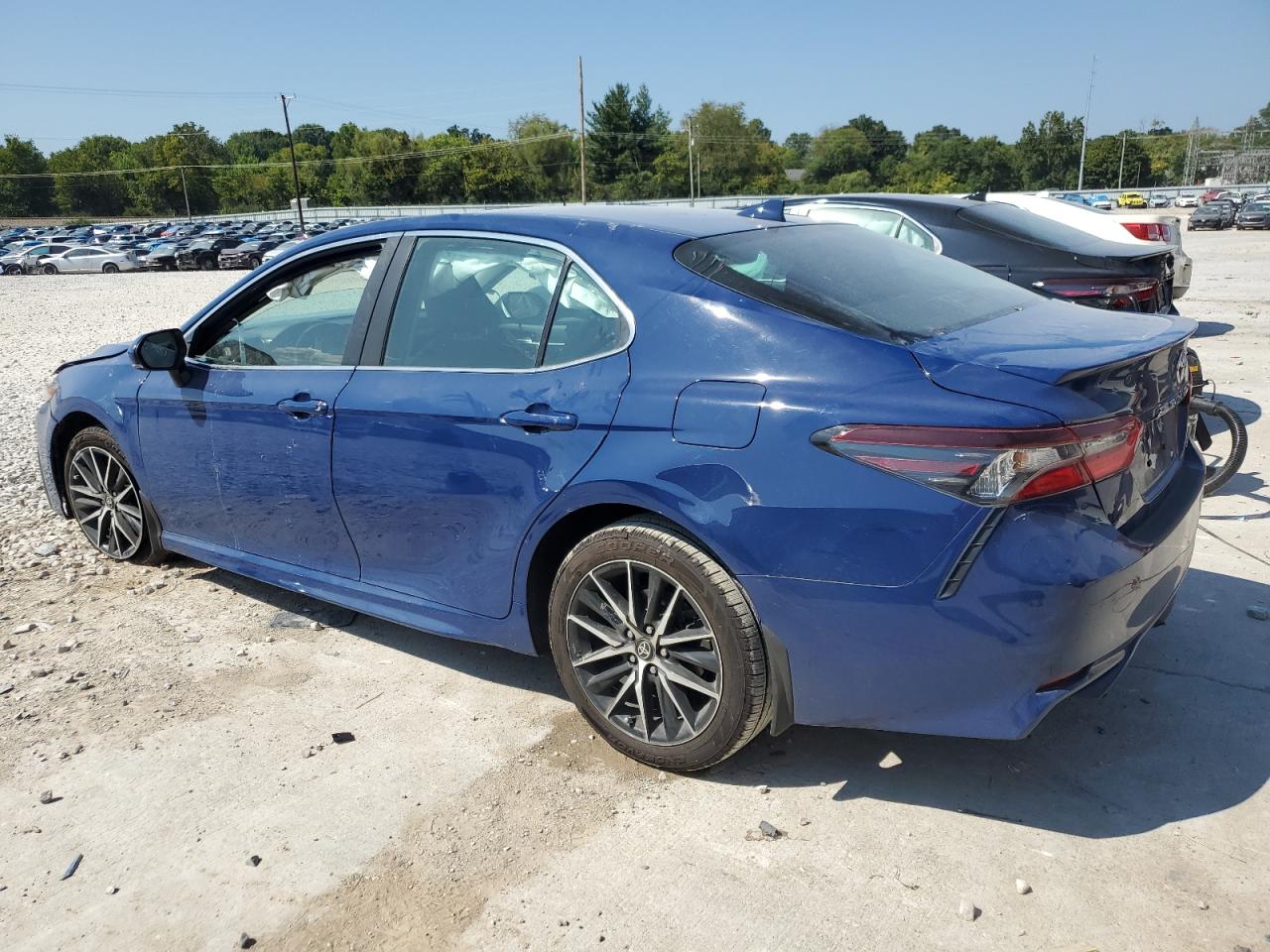 4T1T11AK4PU139465 2023 TOYOTA CAMRY - Image 2