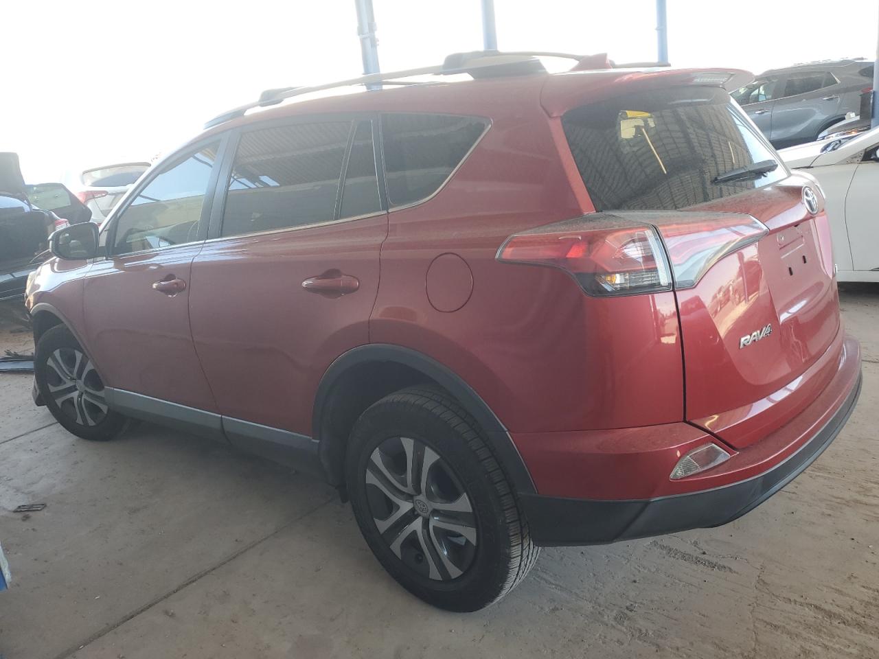 2016 Toyota RAV 4 - Image 2
