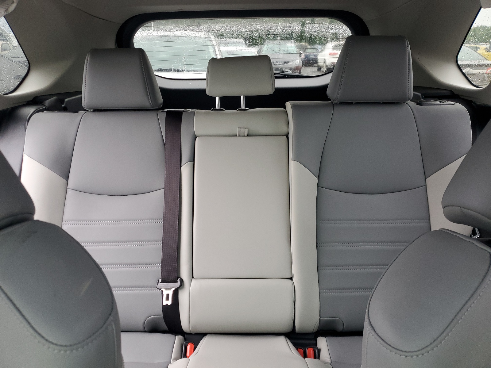 JTMB6RFV0ND076512 2022 Toyota Rav4 Xle Premium