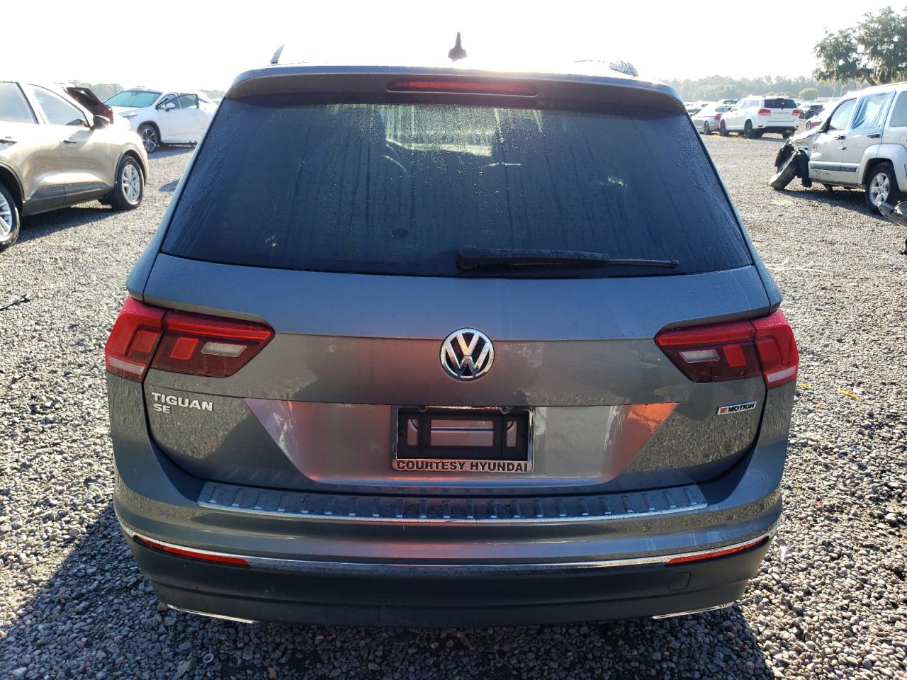 3VV2B7AXXMM095551 2021 Volkswagen Tiguan Se