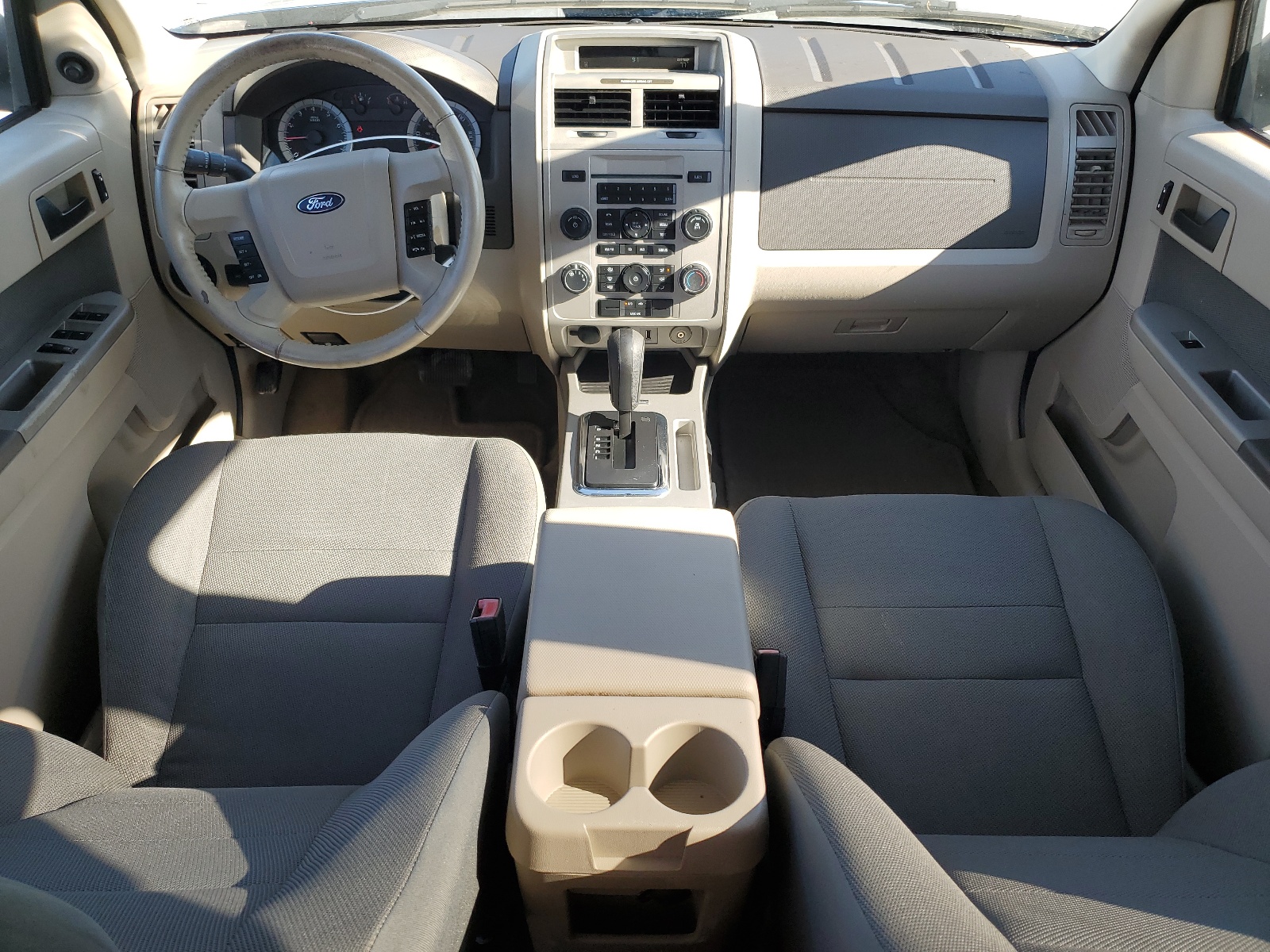 1FMCU03749KA88378 2009 Ford Escape Xlt