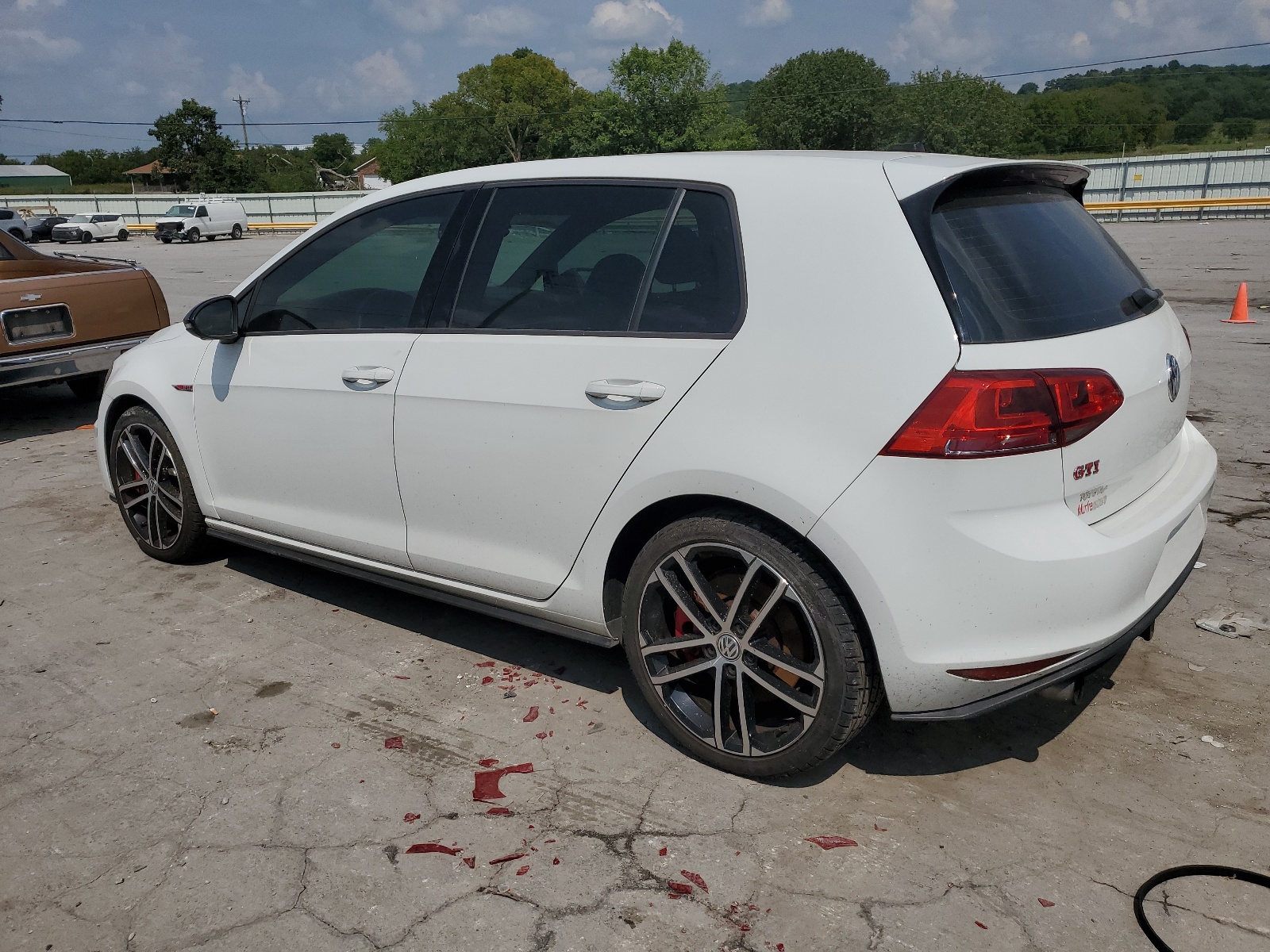 3VW447AU0HM014048 2017 Volkswagen Gti S/Se