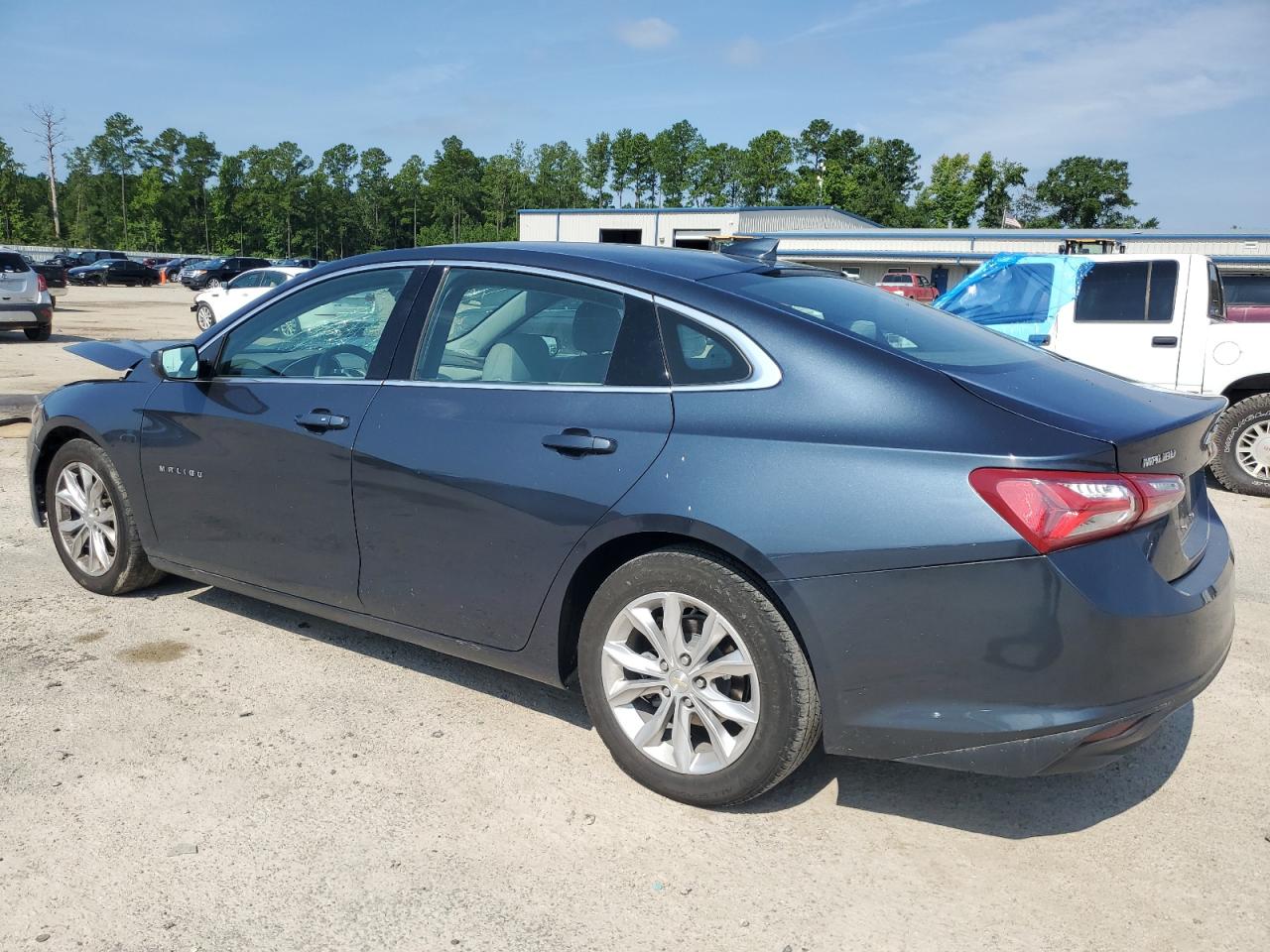 1G1ZD5STXKF209433 2019 CHEVROLET MALIBU - Image 2