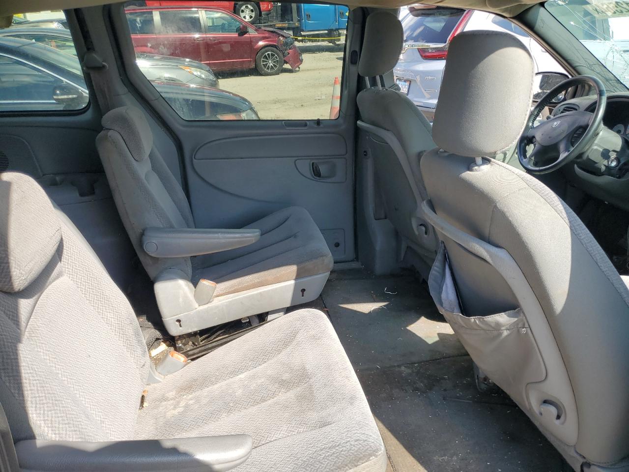 2005 Dodge Grand Caravan Sxt VIN: 2D4GP44L35R143711 Lot: 66012564