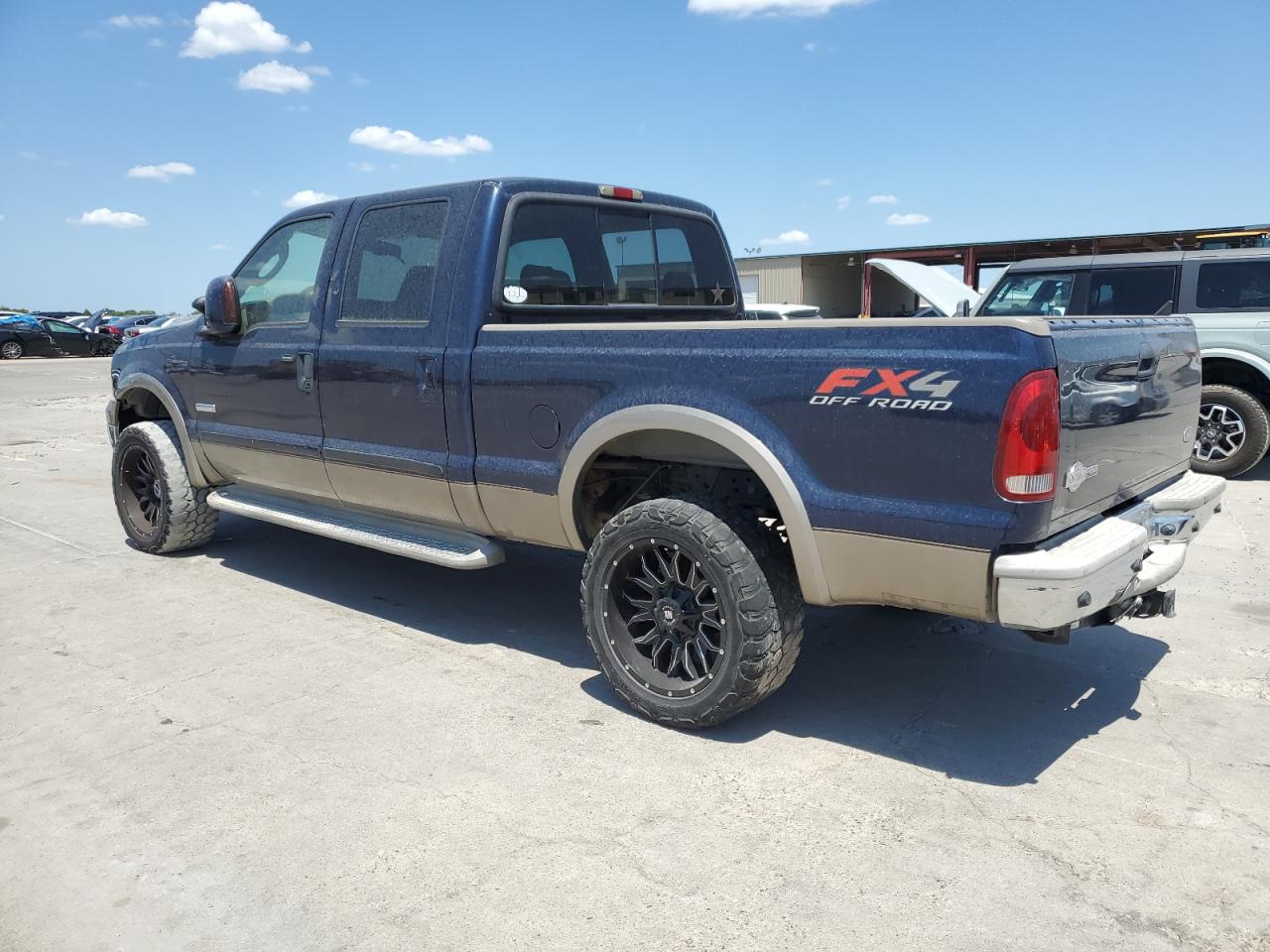 2006 Ford F250 - Image 2