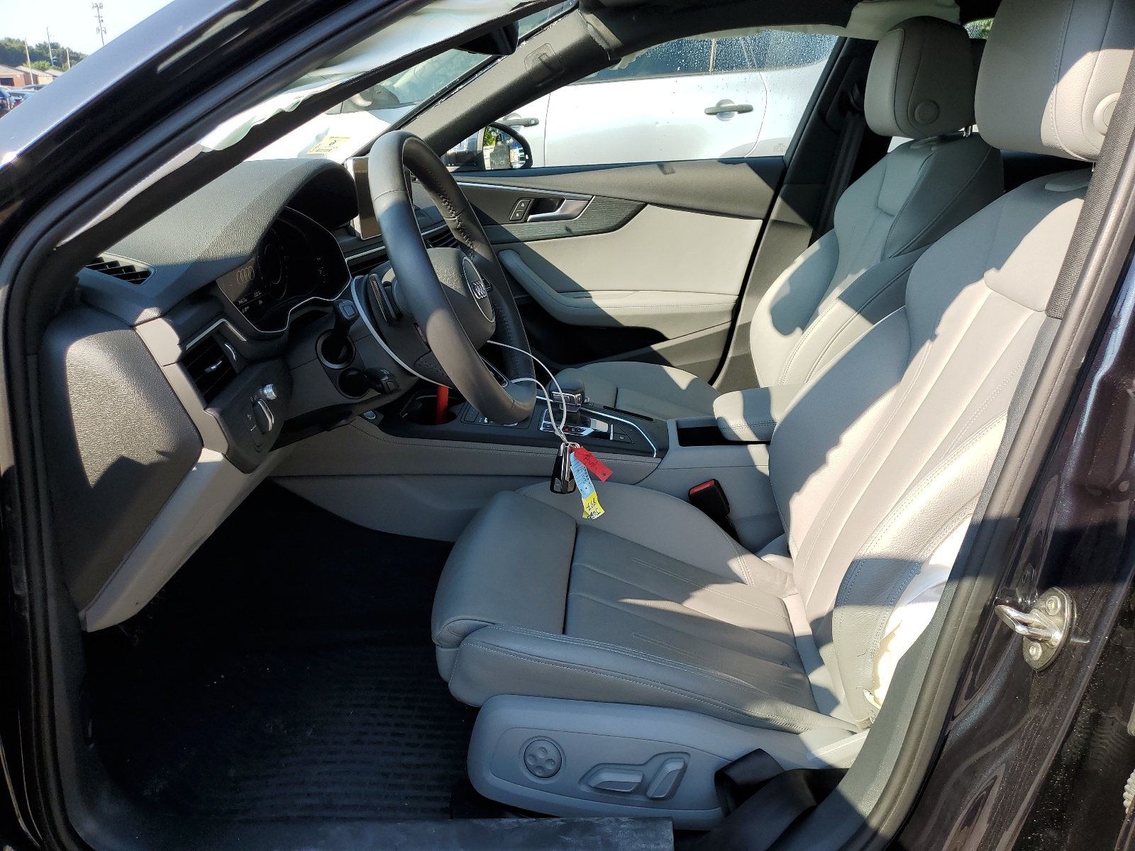 WAUFNAF41JN009531 2018 Audi A4 Prestige