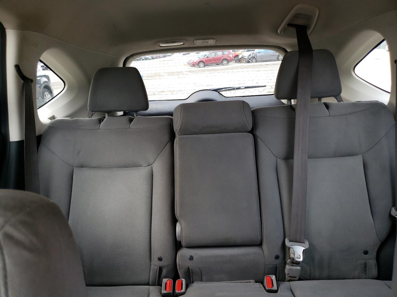 2015 Honda Cr-V Lx VIN: 2HKRM4H31FH611121 Lot: 67939244