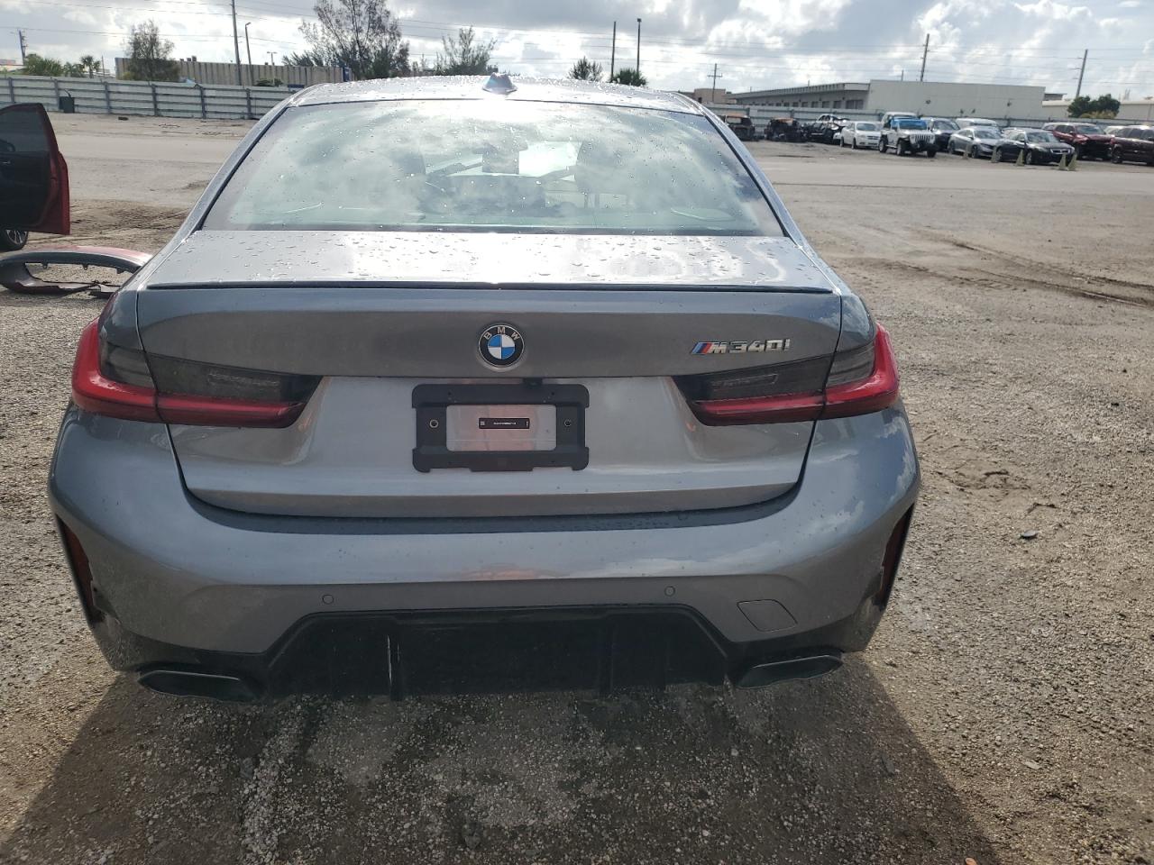 3MW49FS08R8E37154 2024 BMW M340I