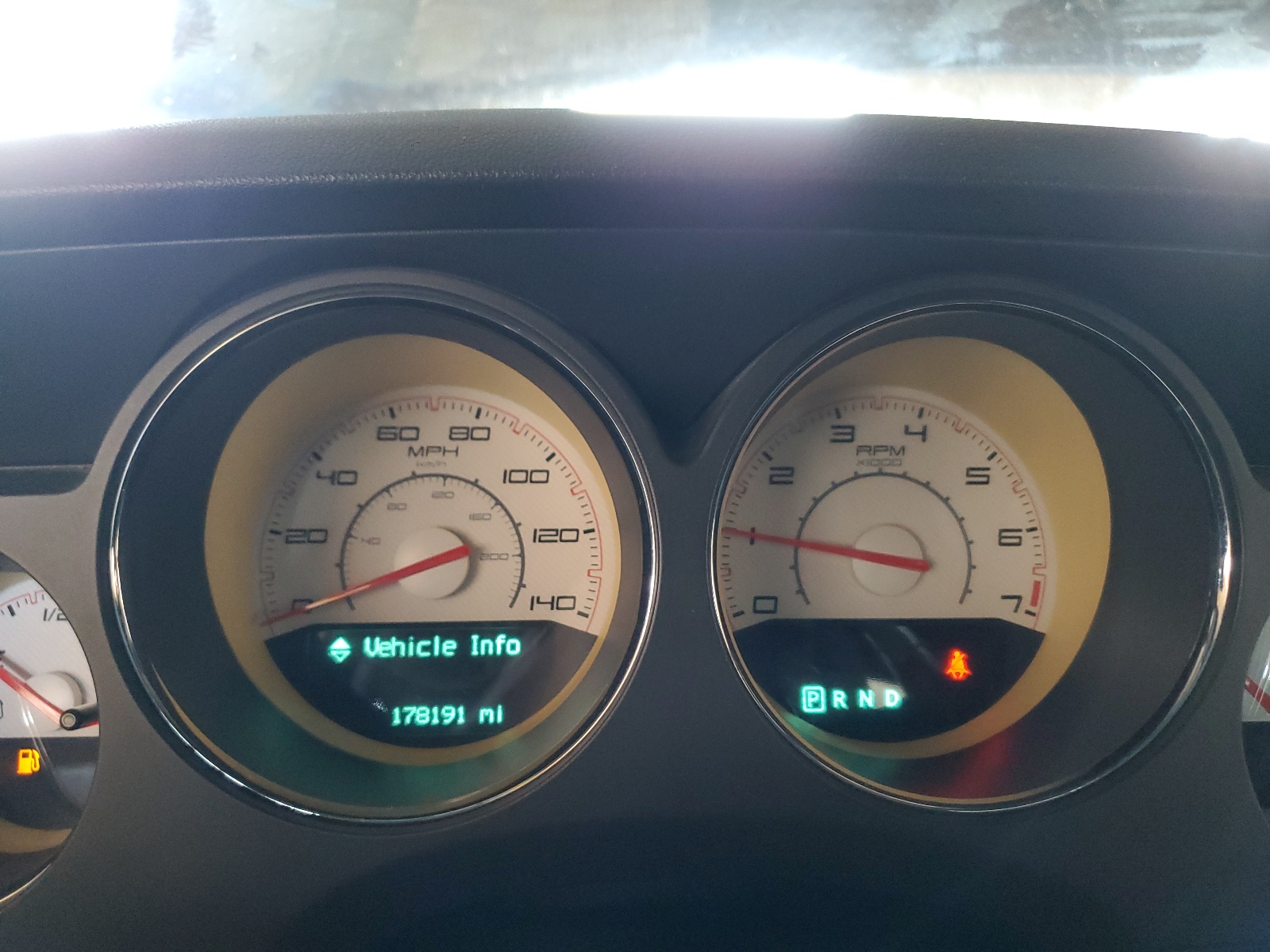 2C3CDYAG6DH704592 2013 Dodge Challenger Sxt