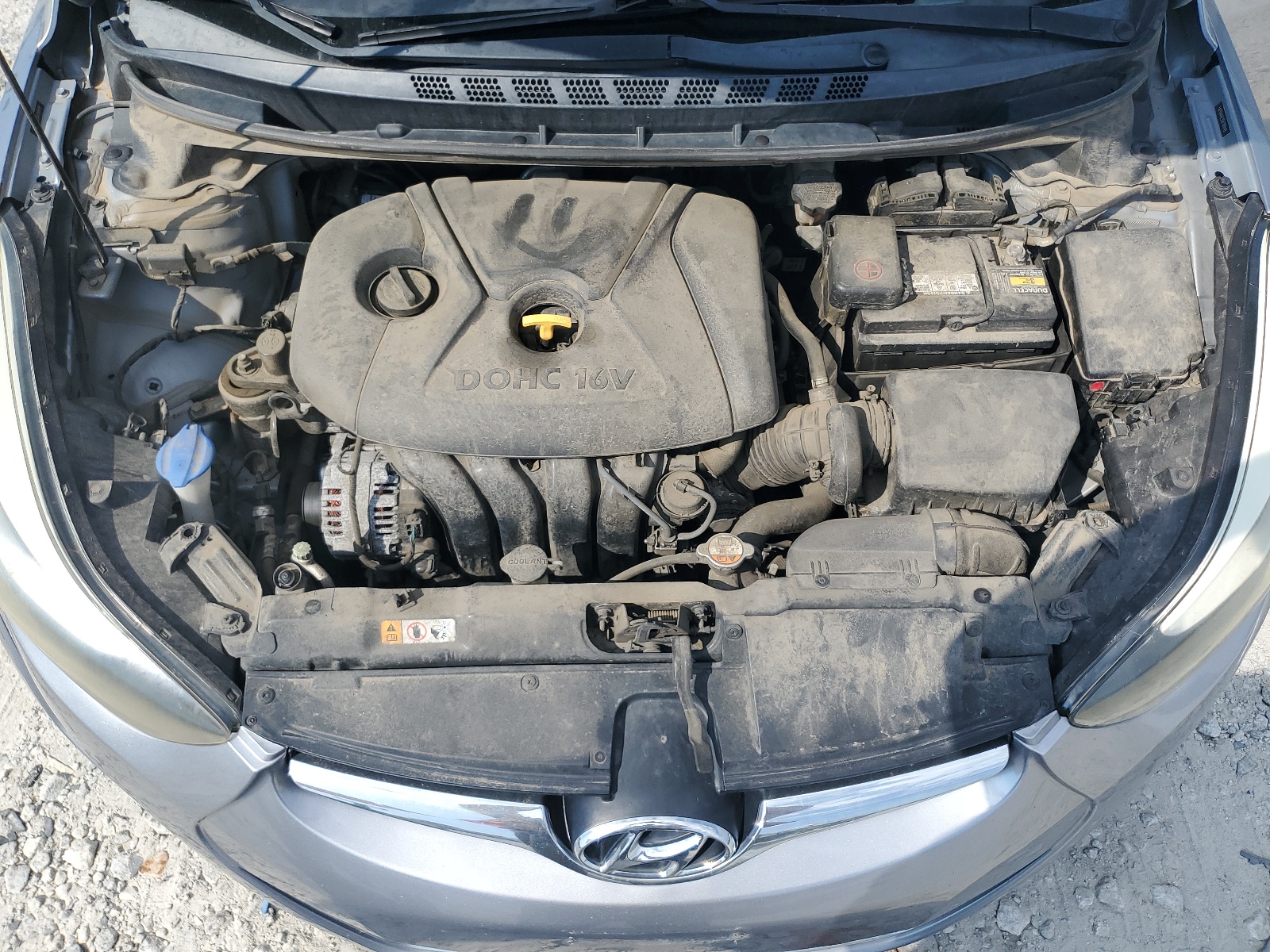 5NPDH4AE3GH768449 2016 Hyundai Elantra Se