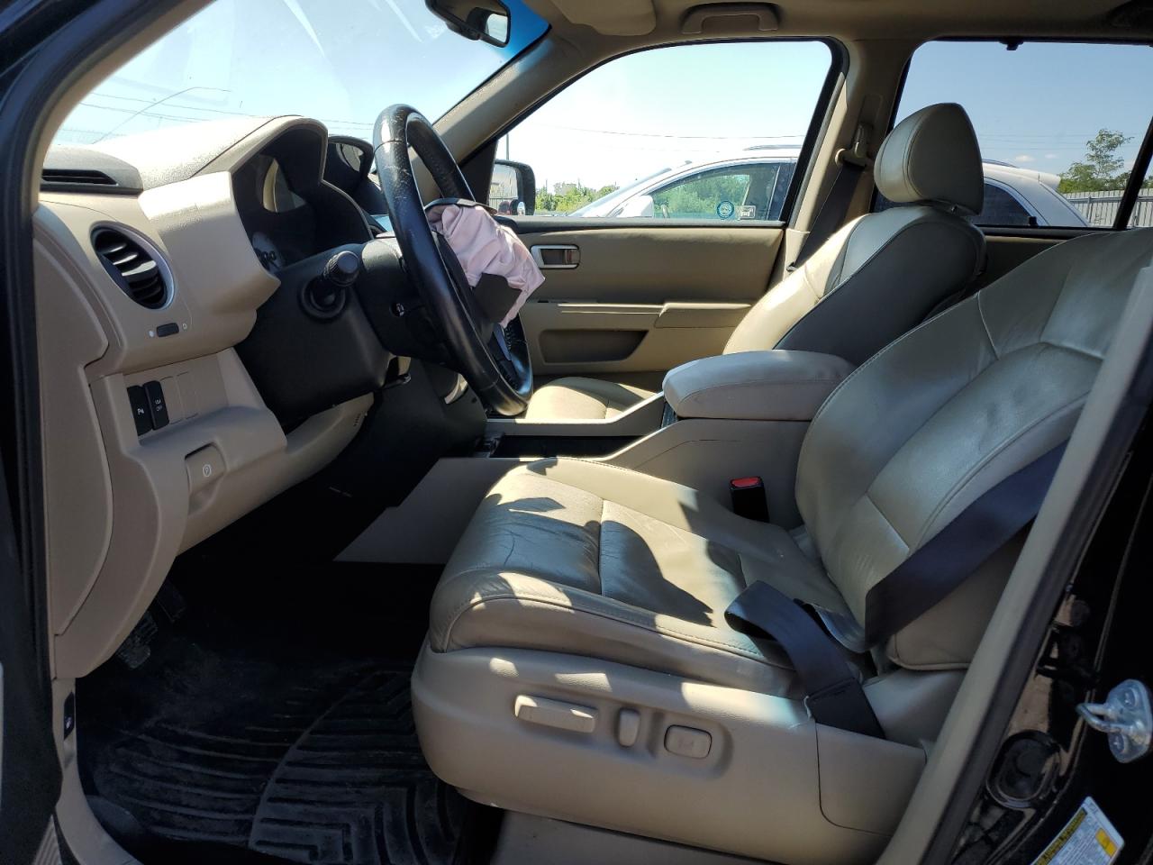 2011 Honda Pilot Touring VIN: 5FNYF4H90BB504533 Lot: 63871274