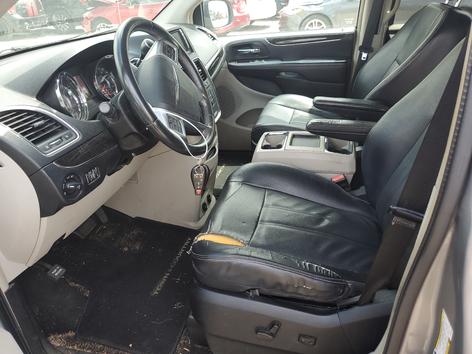 2C4RC1BG9DR645580 2013 Chrysler Town & Country Touring