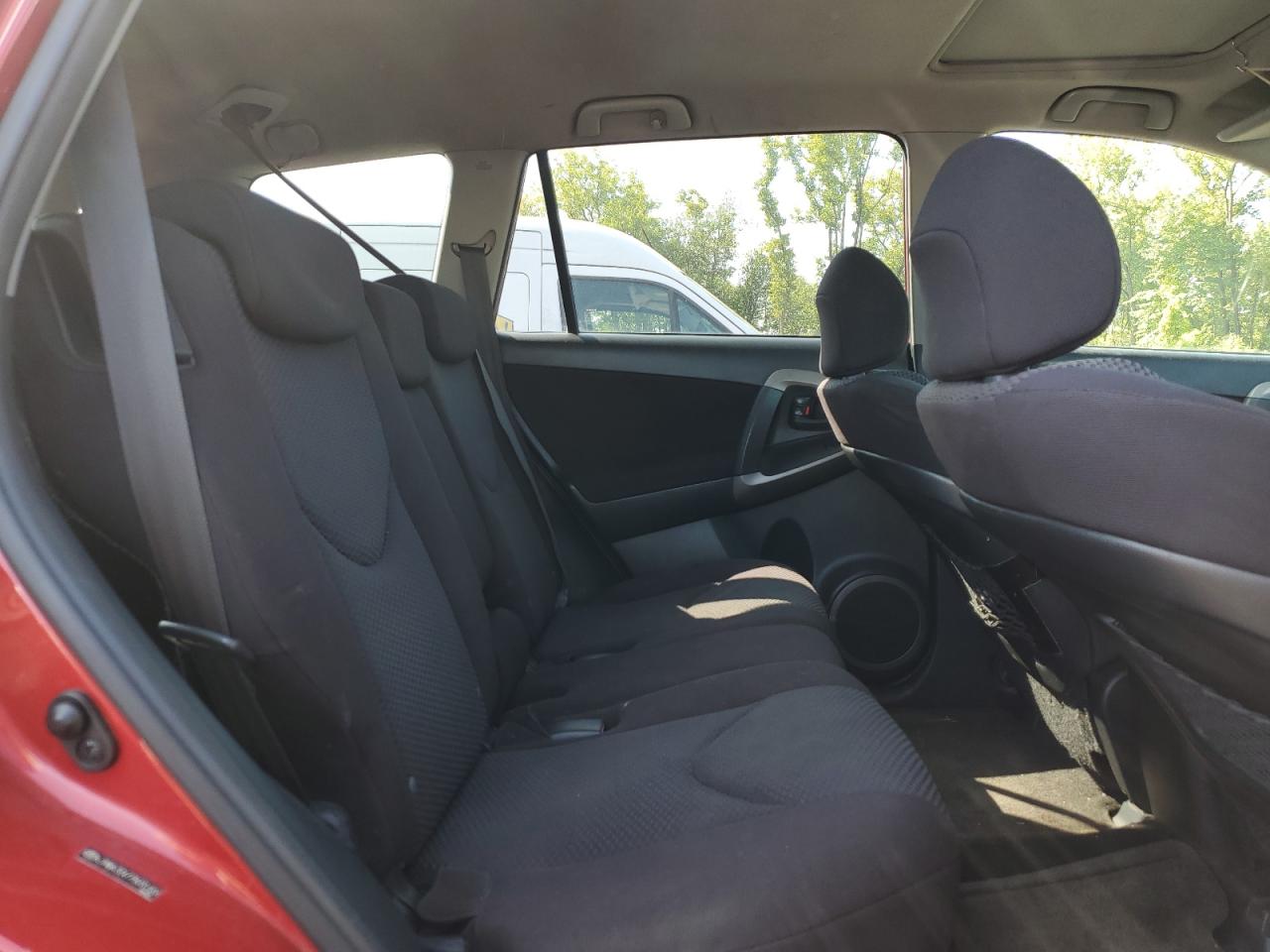 2007 Toyota Rav4 Sport VIN: JTMBK32V775031420 Lot: 68319044