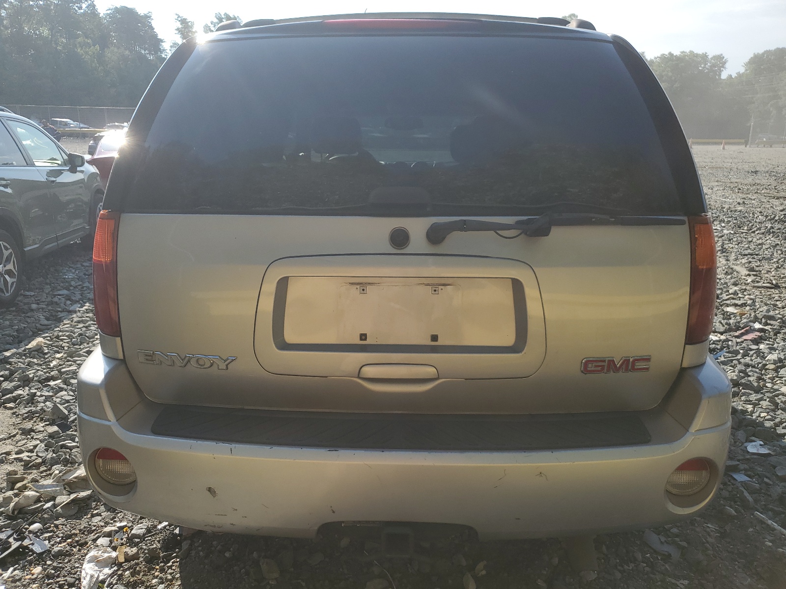 1GKDT13S442105053 2004 GMC Envoy