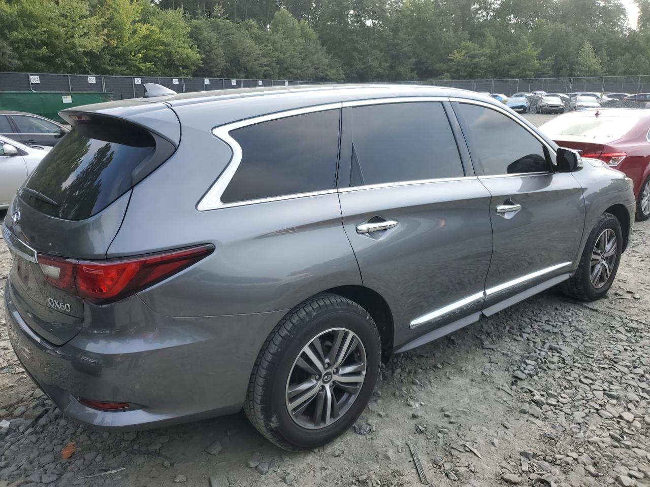 2020 Infiniti QX60 - Image 3