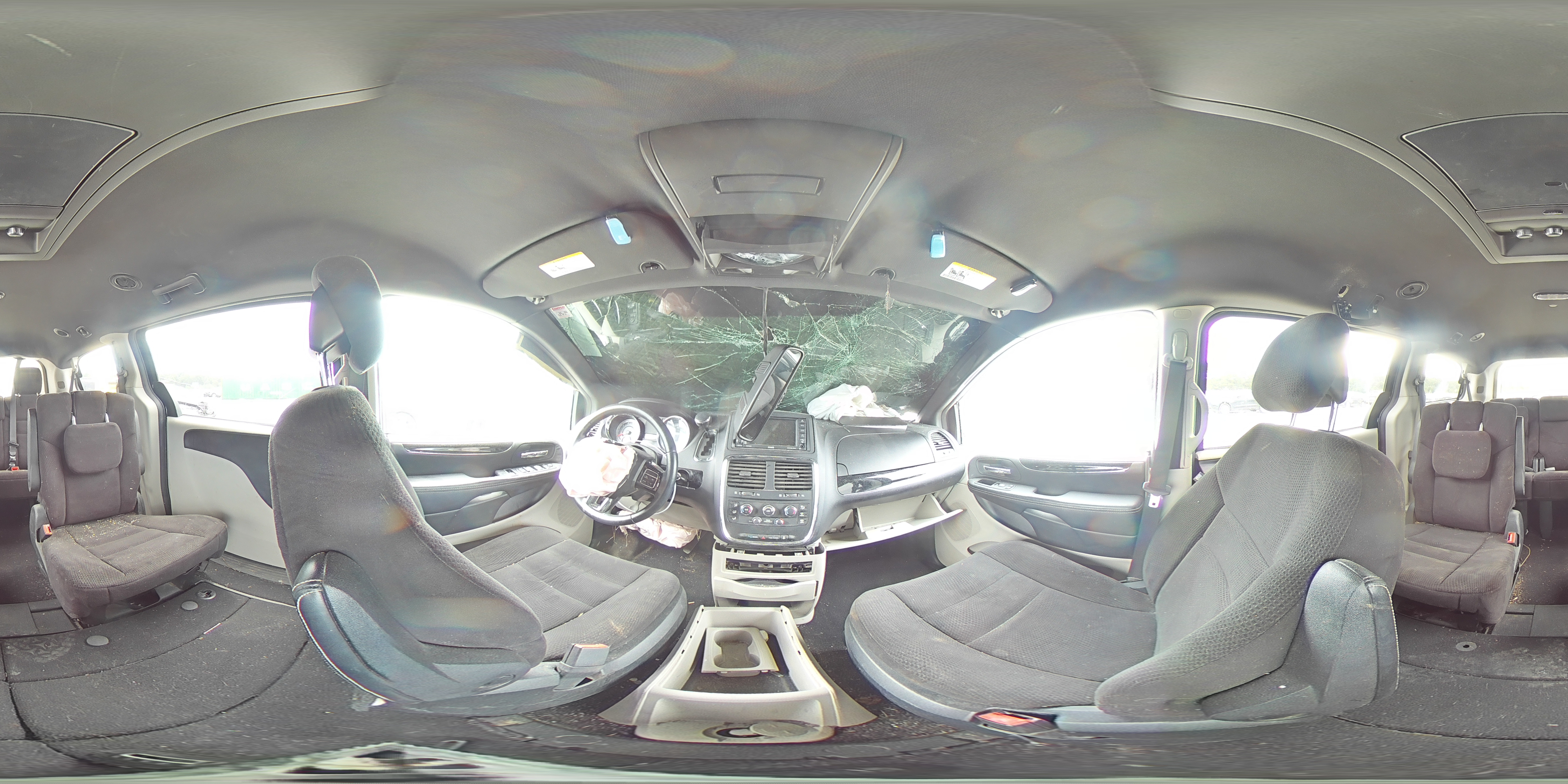 2014 Dodge Caravan - Image 14