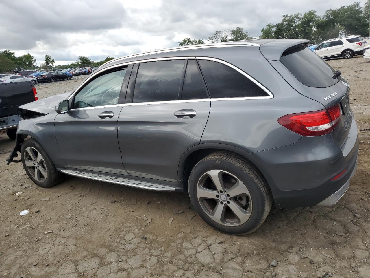 WDC0G4KB0HF193447 2017 MERCEDES-BENZ GLC - Image 2