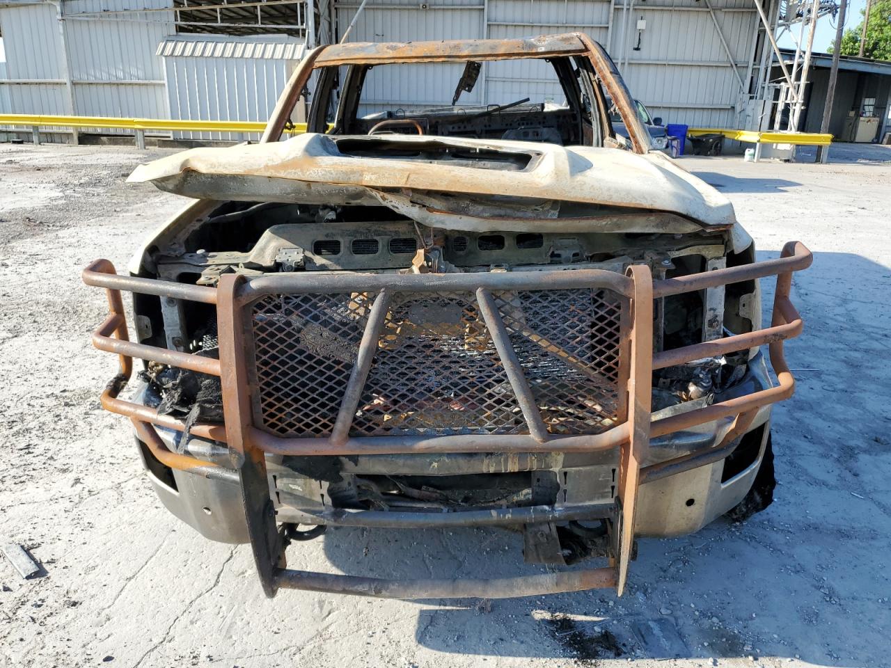2019 Chevrolet Silverado - Image 5