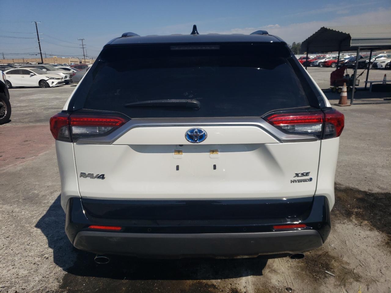 2020 Toyota Rav4 Xse VIN: JTMEWRFV0LJ044378 Lot: 66006824