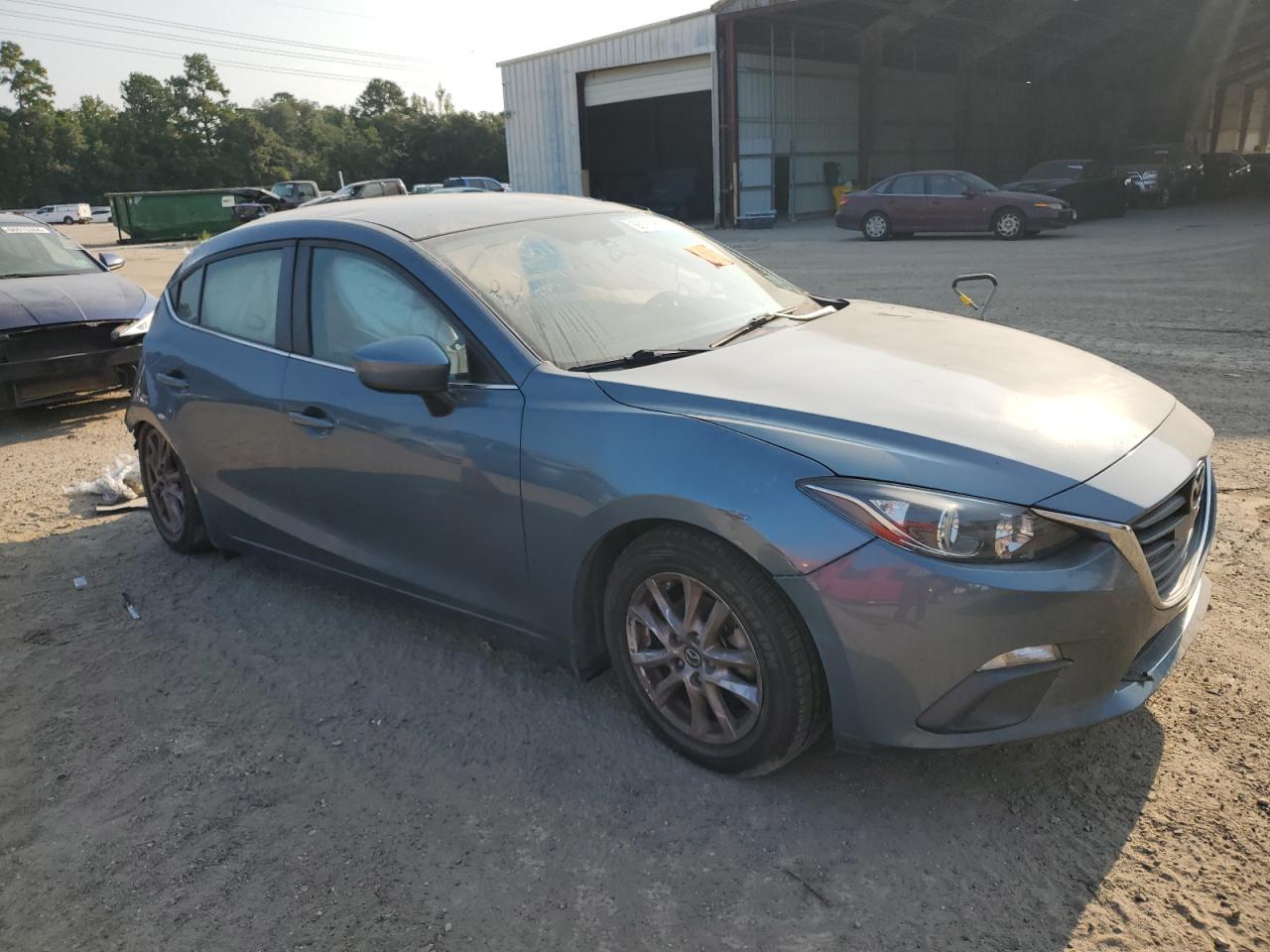 2016 Mazda 3 - Image 4