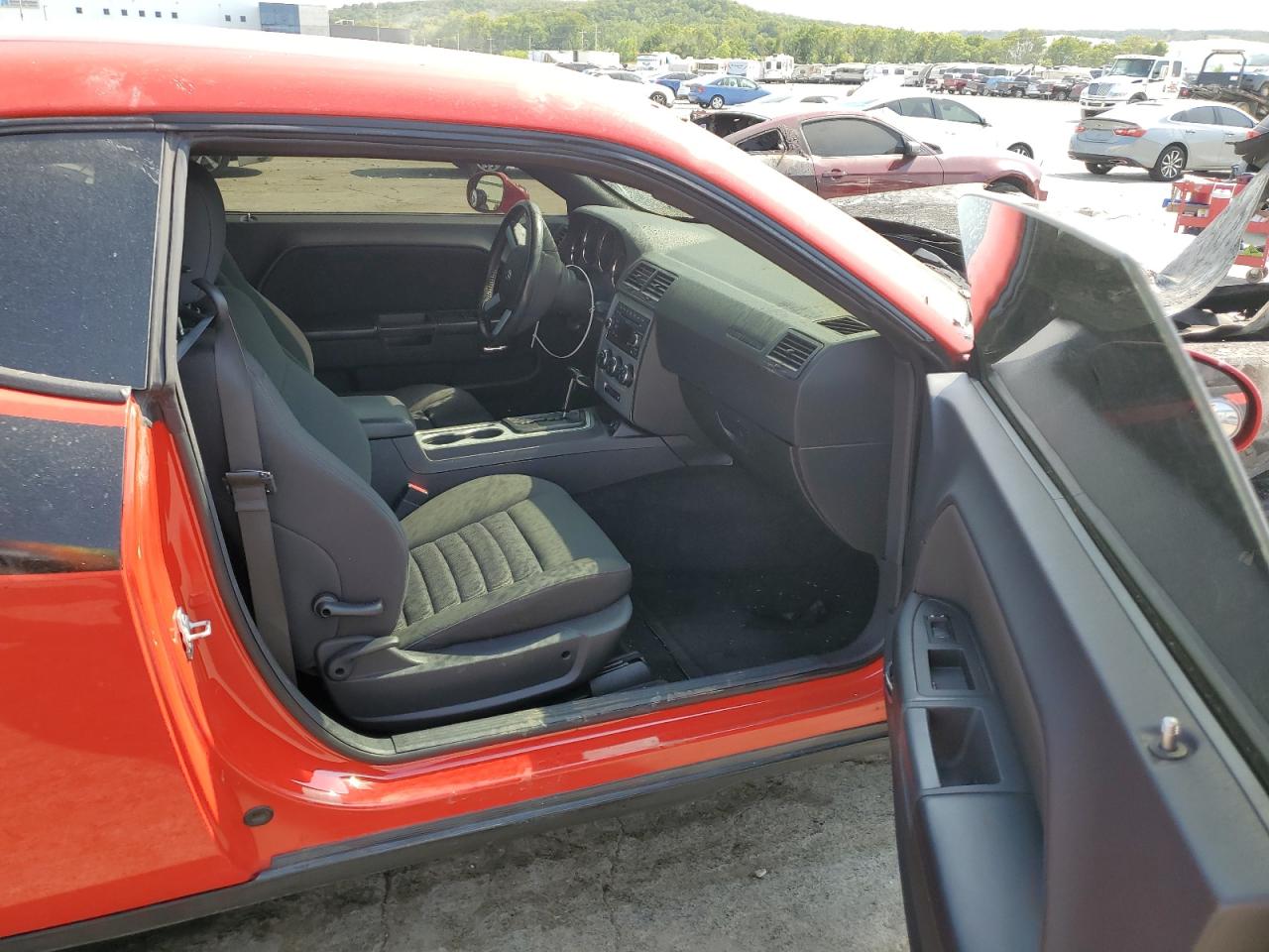 2009 Dodge Challenger Se VIN: 2B3LJ44V39H561245 Lot: 66701974