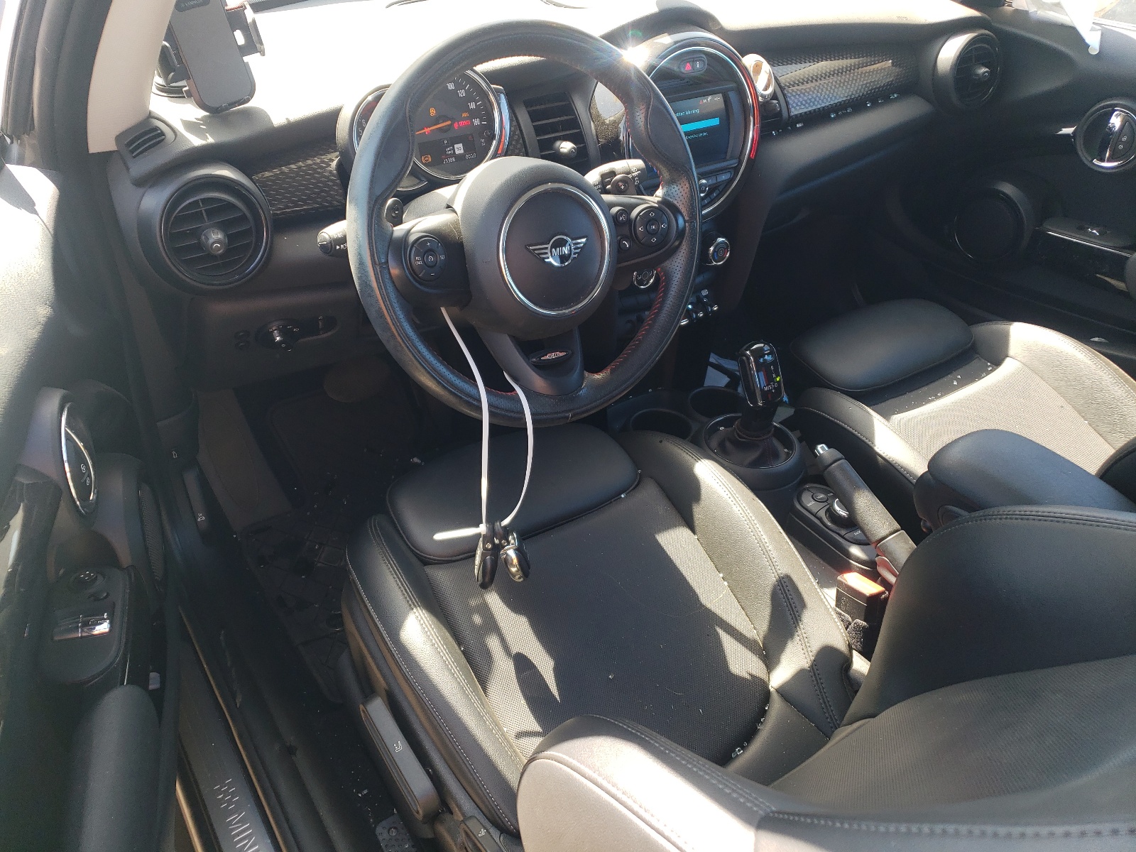 WMWXR5C08L2L75573 2020 Mini Cooper S