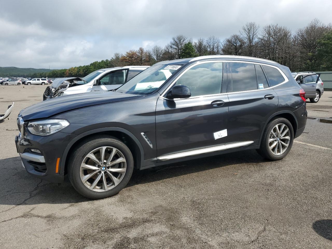 VIN 5UXTR9C58KLR08095 2019 BMW X3 no.1