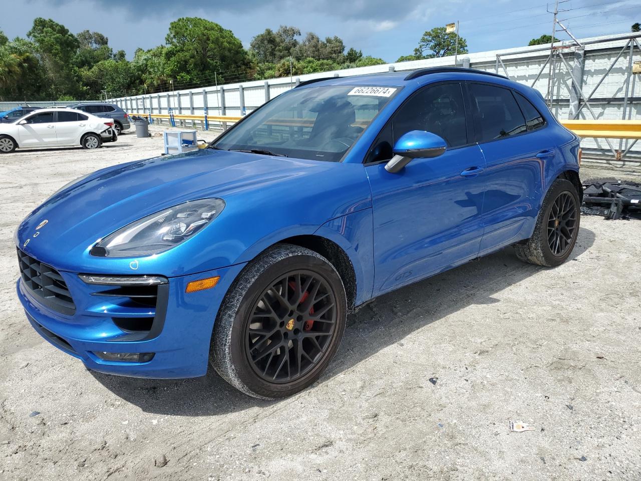 WP1AG2A58JLB61233 2018 Porsche Macan Gts