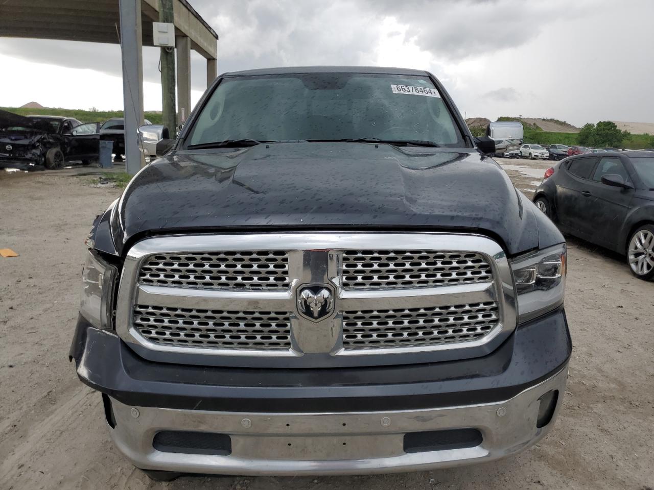 1C6RR6NM5FS623887 2015 Ram 1500 Laramie