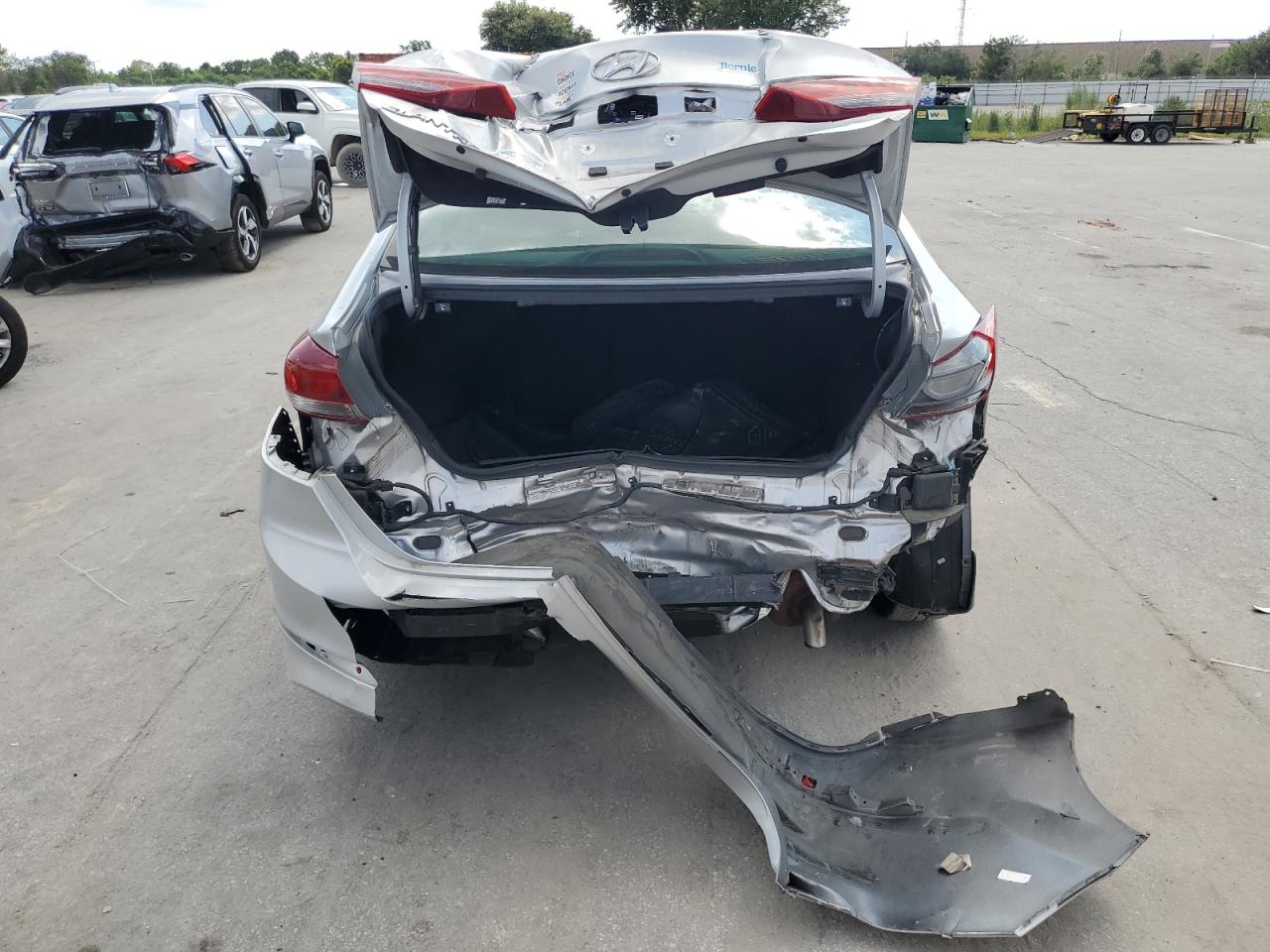 2018 Hyundai Elantra Sel VIN: KMHD84LFXJU504241 Lot: 68108164