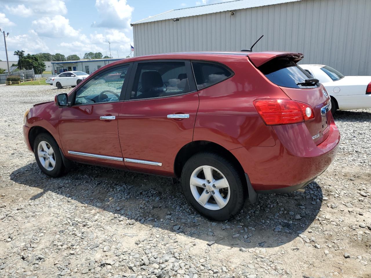 2013 Nissan Rogue - Image 2
