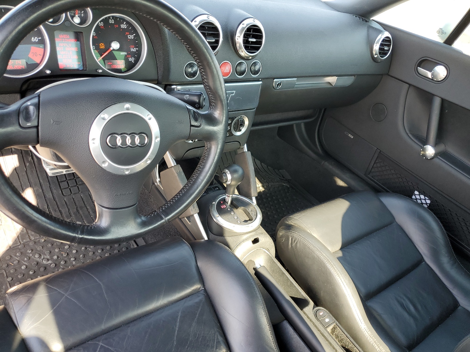 TRUSC28N241011356 2004 Audi Tt