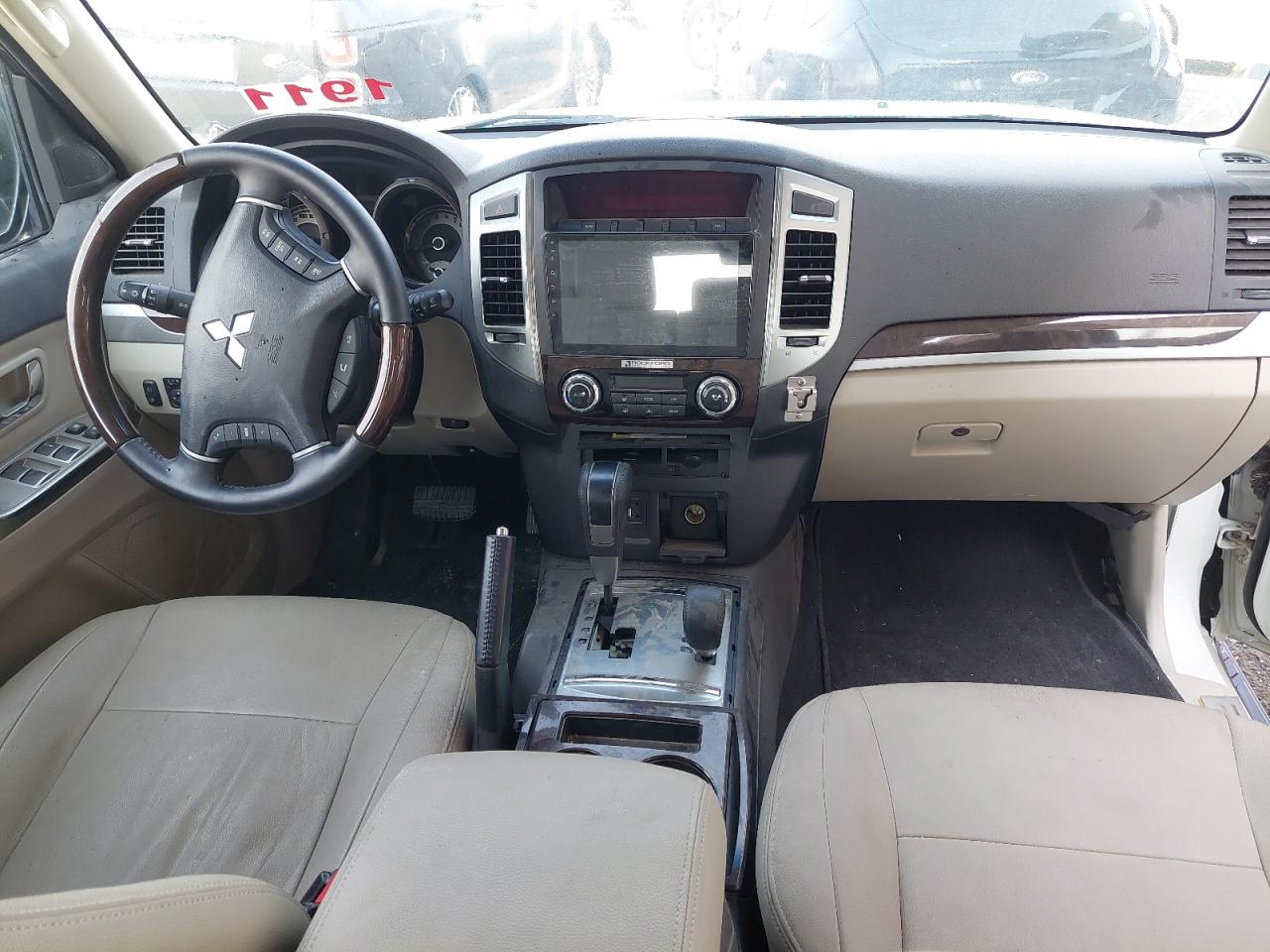 JE4NR62R0LJ707808 - 2009 Mitsubishi Pajero - #69561154