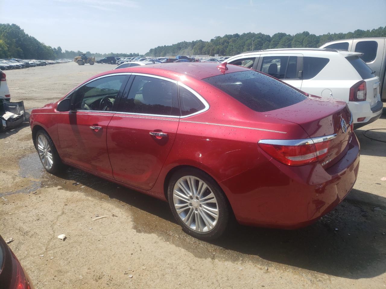 2013 Buick Verano - Image 2