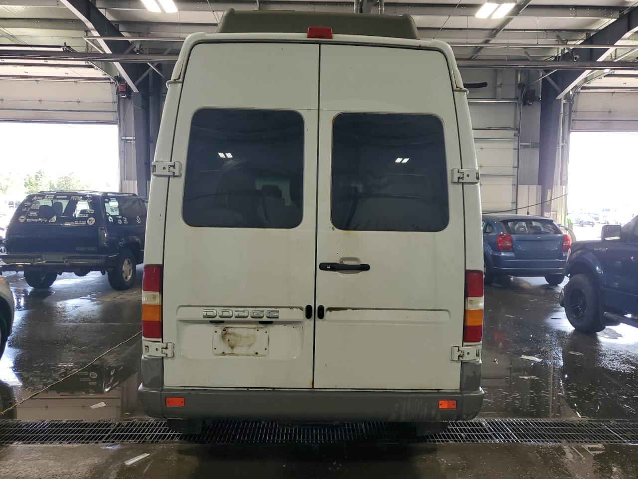 2004 Sprinter 2500 Sprinter VIN: WD5PD644945669588 Lot: 66553314