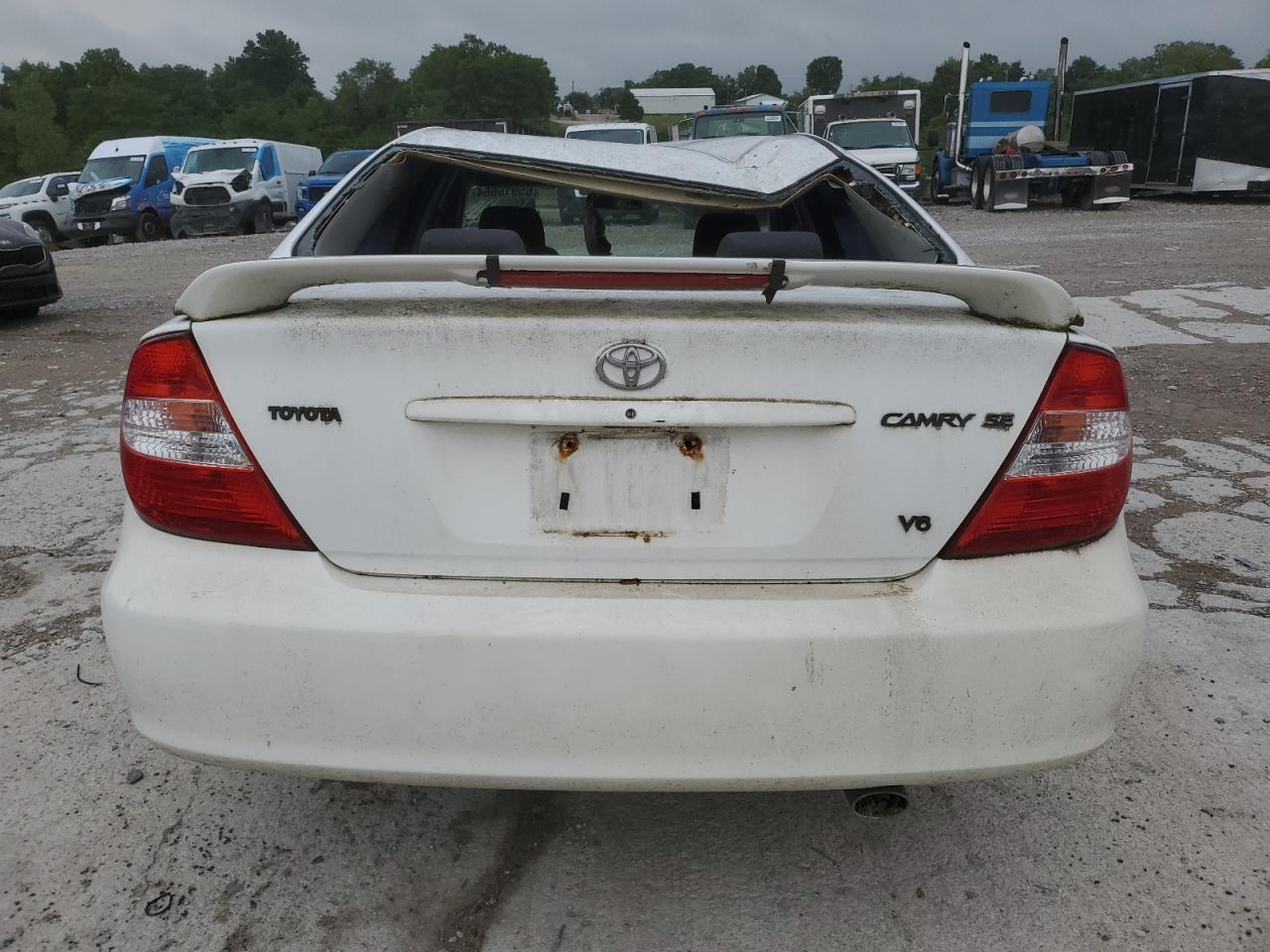 2003 Toyota Camry Le VIN: 4T1BF32K93U052274 Lot: 65916664