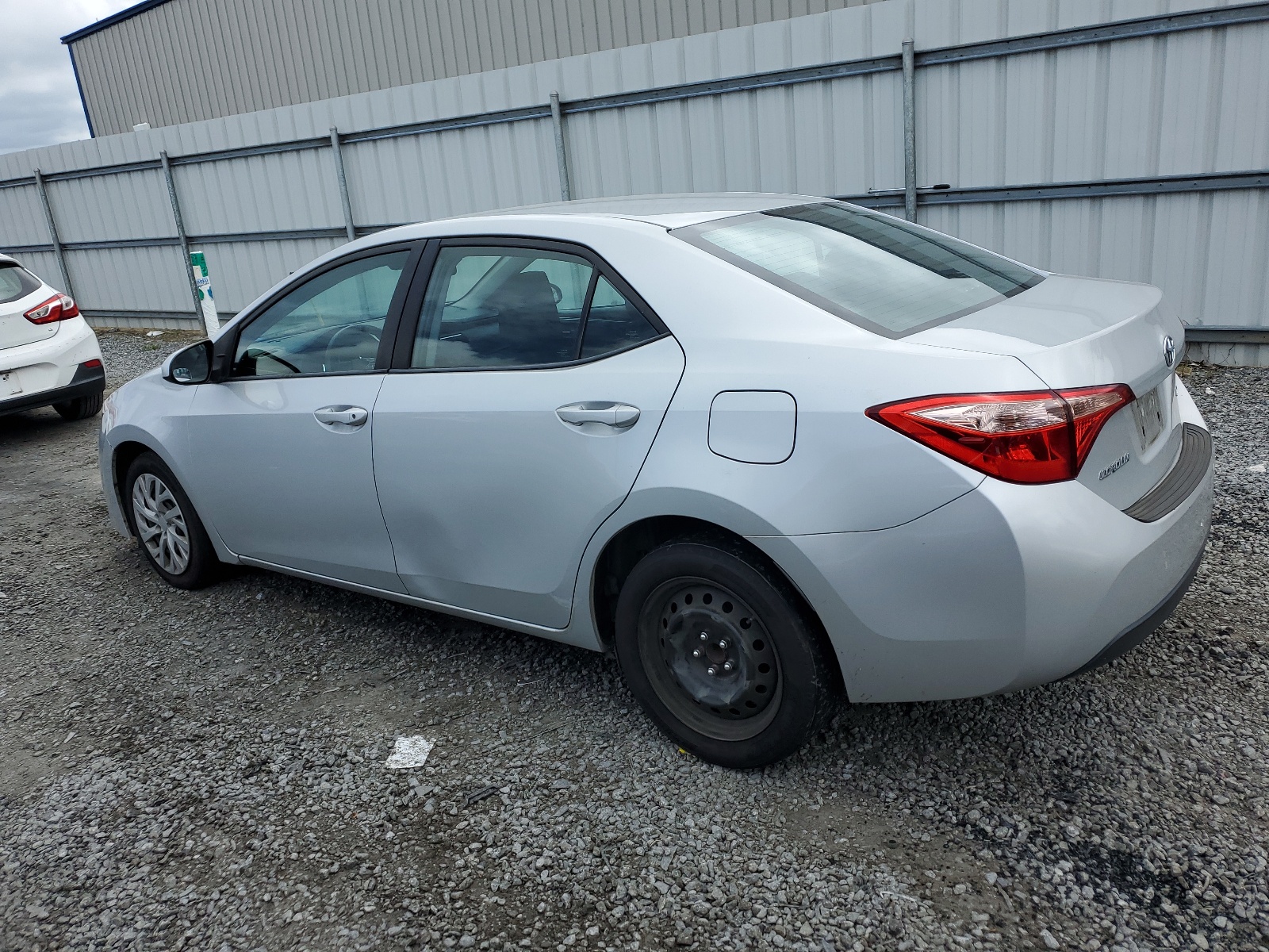 2018 Toyota Corolla L vin: 2T1BURHE7JC989357