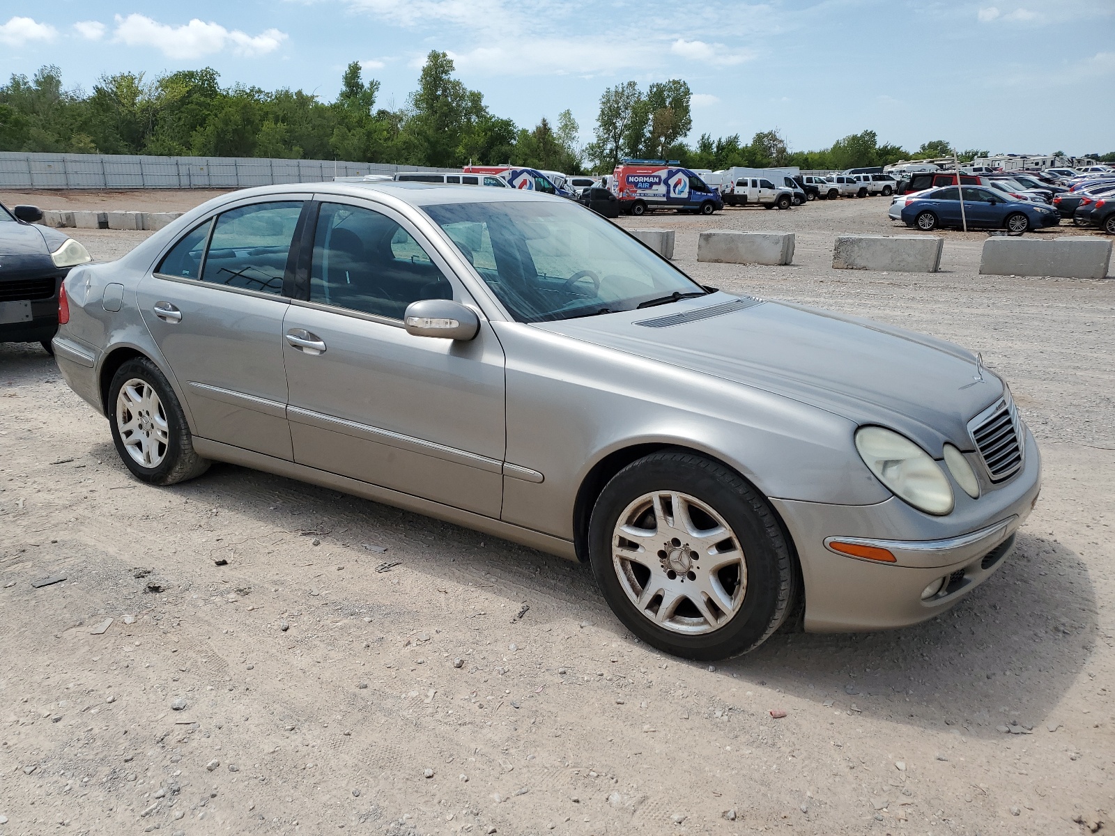 WDBUF26J25A574031 2005 Mercedes-Benz E 320 Cdi