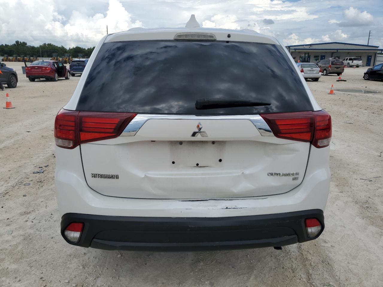 2016 Mitsubishi Outlander Se VIN: JA4AZ3A32GZ020321 Lot: 68974694