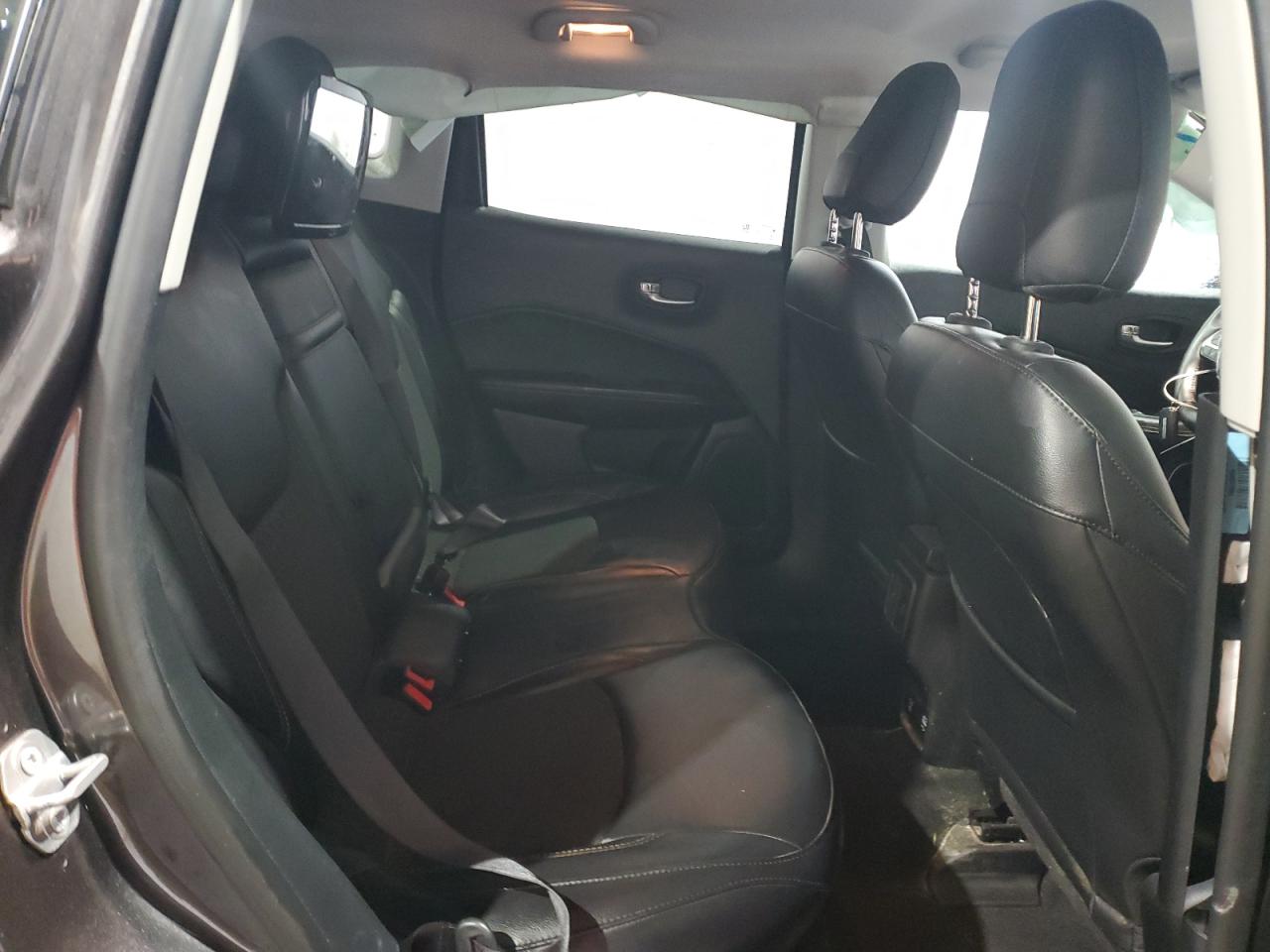 2019 Jeep Compass Latitude VIN: 3C4NJDBB9KT598670 Lot: 66889784