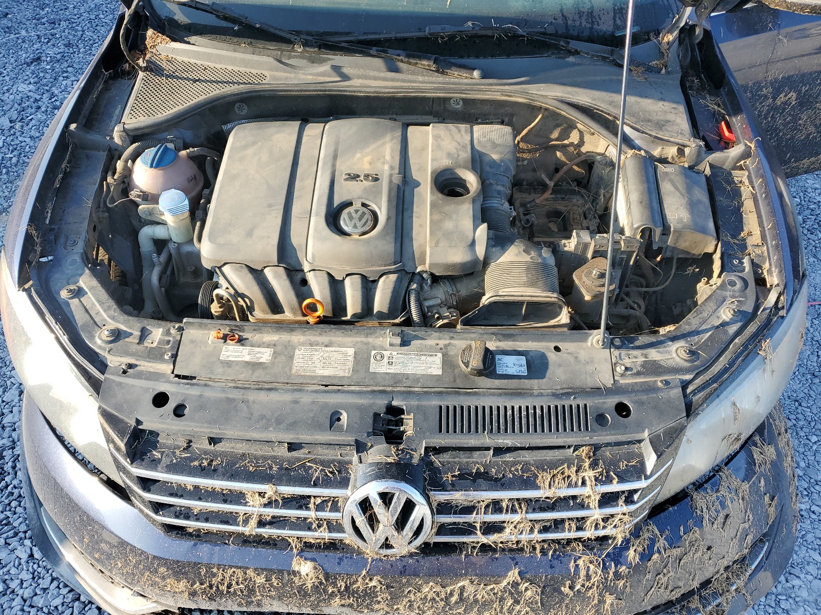 1VWBH7A36CC069228 2012 Volkswagen Passat Se